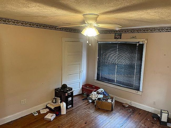 Image of 924 22nd St