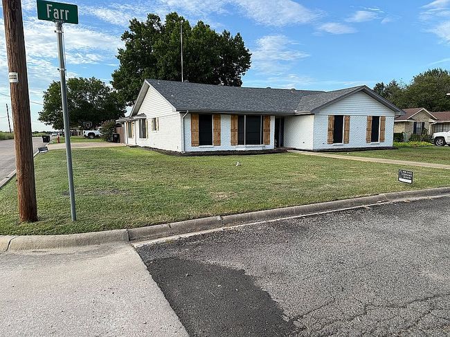 Photo of 2401 Farr St, Caddo Mills, TX