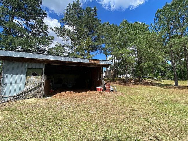 Photo of 47 Cruz Ln, Clinton, NC