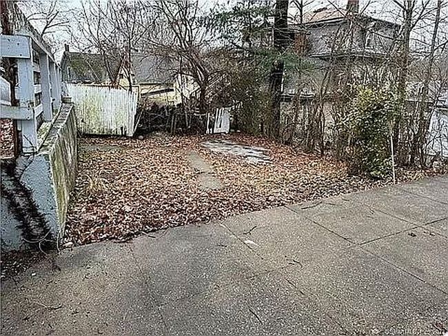 Photo of 9 Reynolds St, Norwich, CT