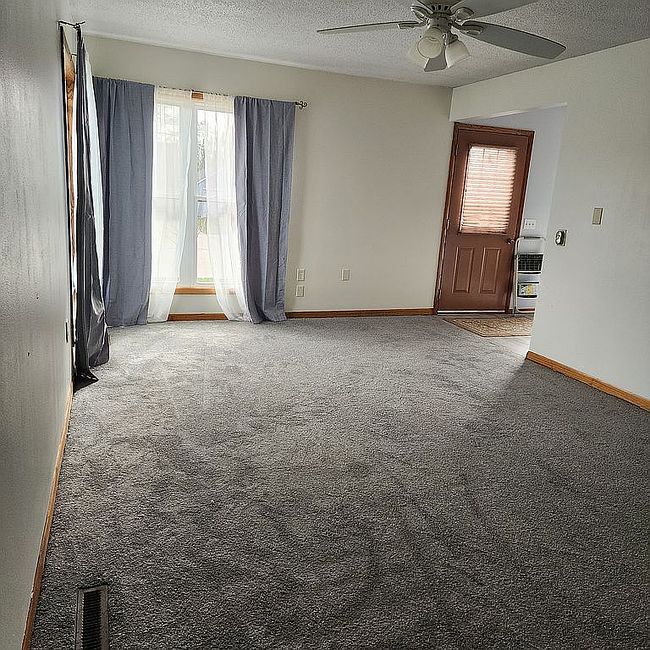 Image of 624 N Sycamore St