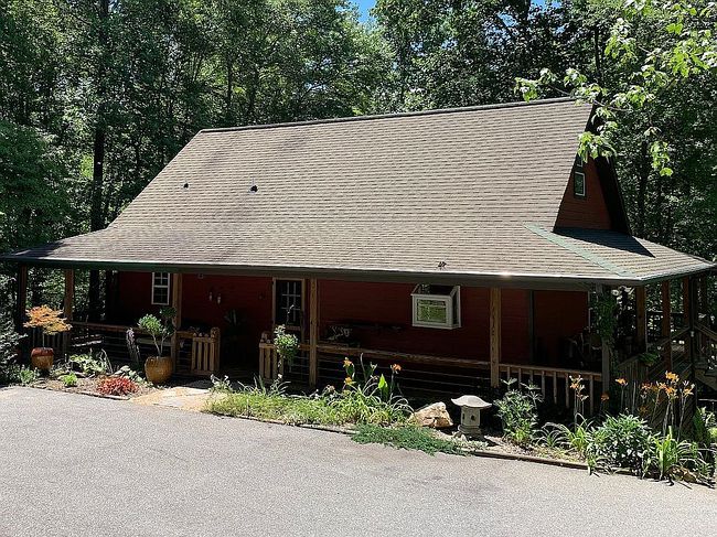 Preview of property located at 136 Honeybell Ln