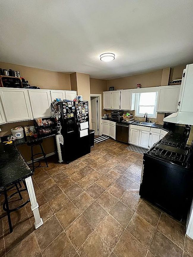 Image of 625 East St