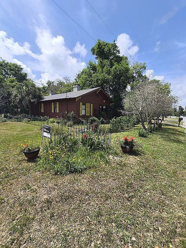 Image of 2401 N 17th Ave