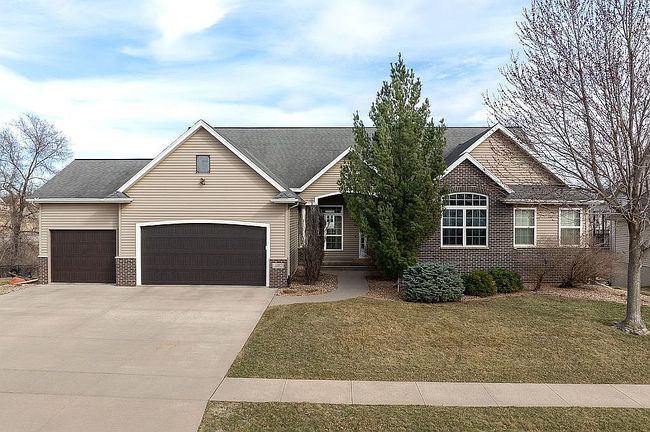 Image of 3197 Brookfield Dr