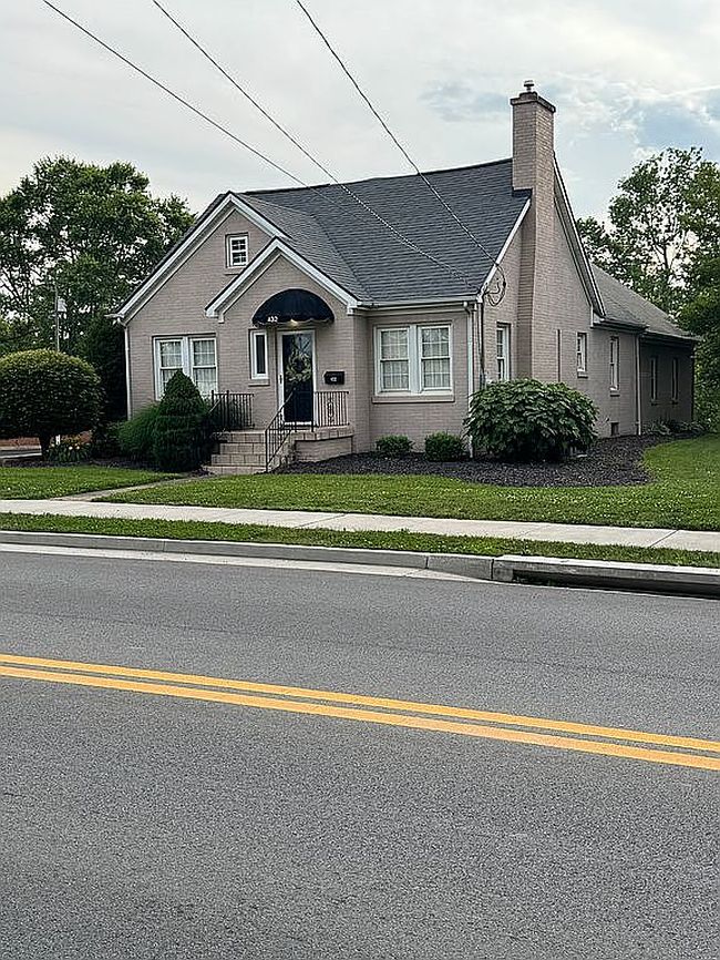 Image of 432 N Main St