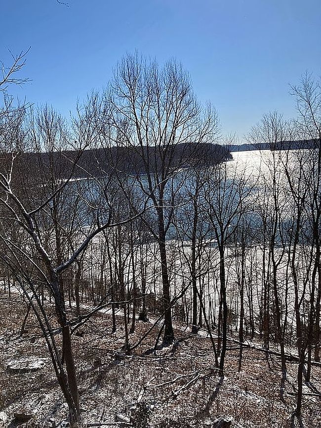 Photo of 1946 E Waters Edge Dr, Bloomington, IN
