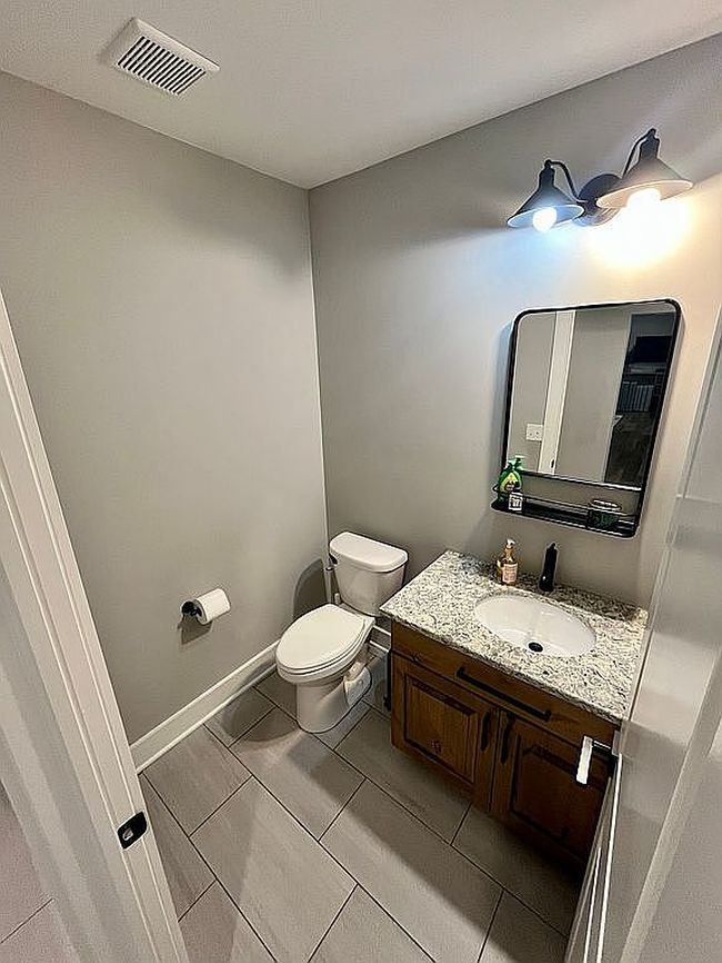 Image of 2400 N Hacker Rd