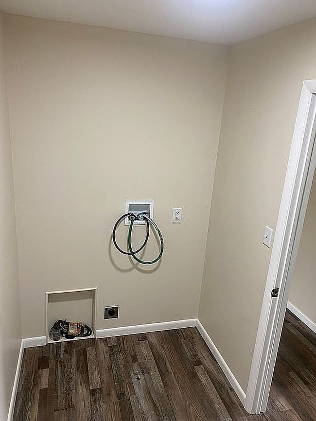 Photo of 300 E Main St, New Bloomfield, PA