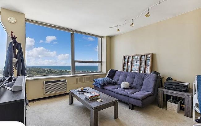 1460 N Sandburg Ter Apt 2304, Chicago, IL