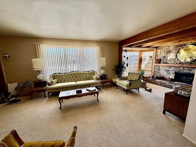 Image of 1302 Margo Ln
