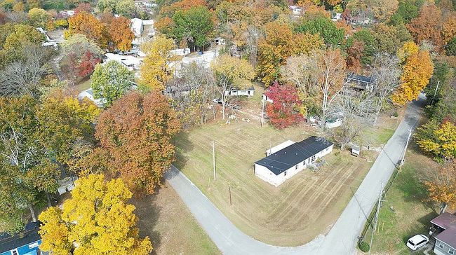 Preview of property located at 870 Lakeview Dr