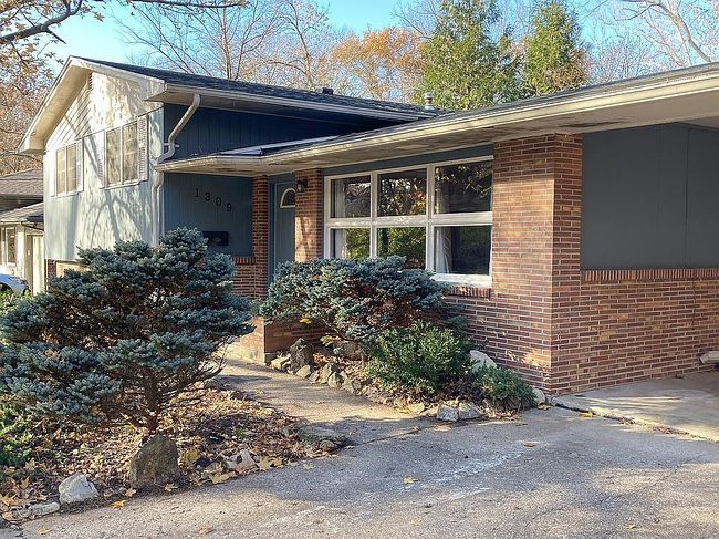 Photo of 1309 Ridge Rd, Columbia, MO