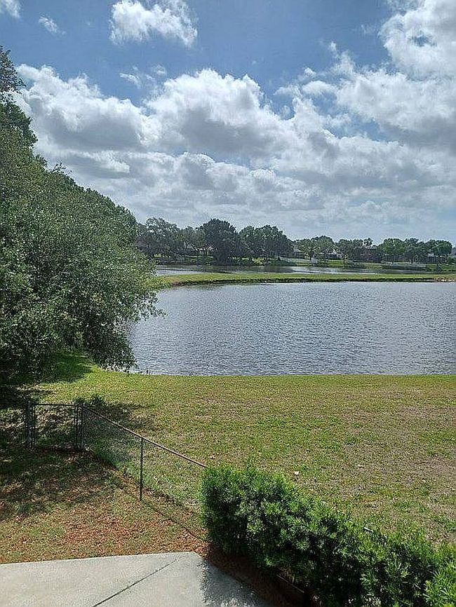 Image of 1718 Azalea Ct Apt B