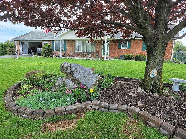 Photo of 2258 Newville Rd