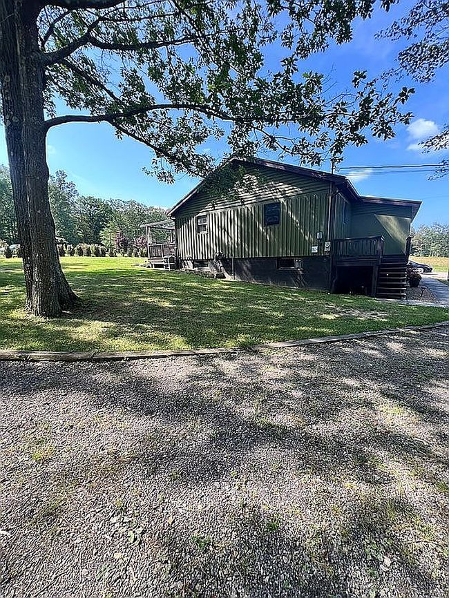 Photo of 216 Sturtz Rd, Stoystown, PA