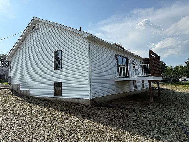 Photo of 136 Vienna Ave, Ludlow, MA