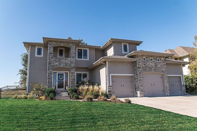 Photo of 4420 S 198th St, Omaha, NE