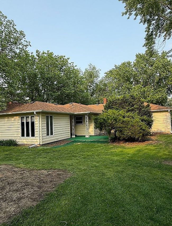 Preview of property located at 1204 Maple St