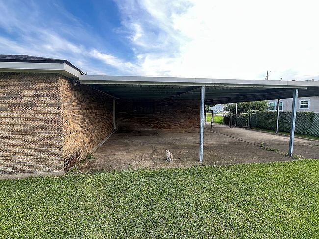 Additional photo 3 of property located at 1205 Tulane St