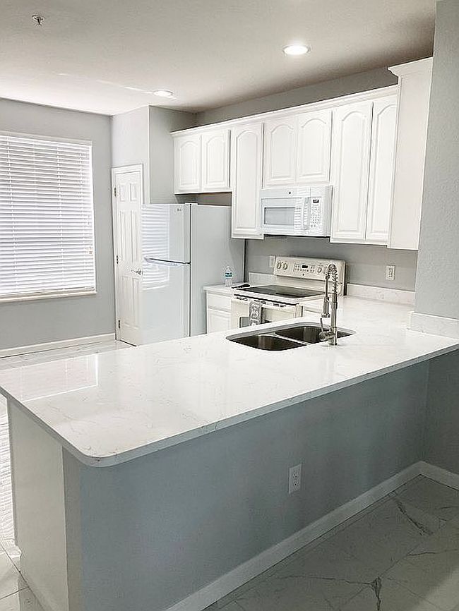 Photo of 8036 Cool Breeze Dr Apt 137, Orlando, FL