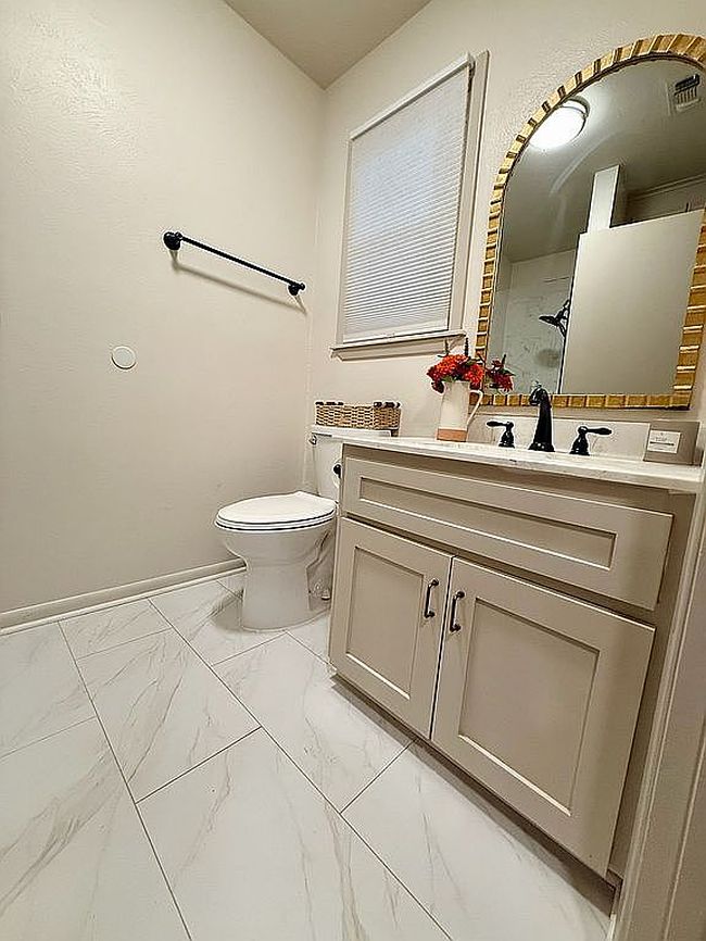 Photo of 10401 County Road 137, Flint, TX