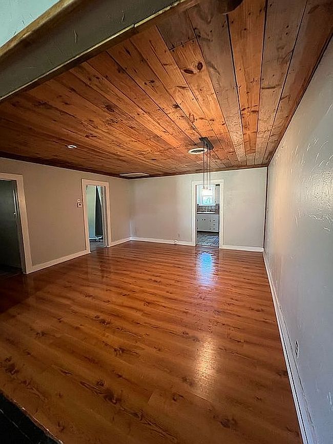 Photo of 1001 Cheyenne Ave, Canadian, TX