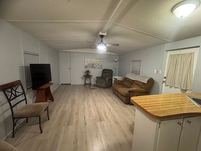 Image of 830 Michigan St
