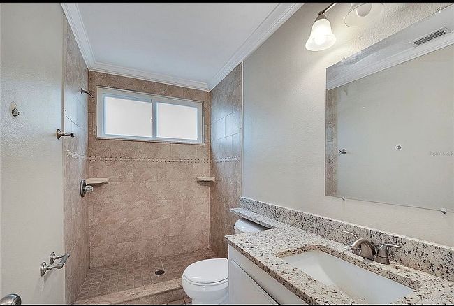 Image of 2614 Quail Run Blvd N