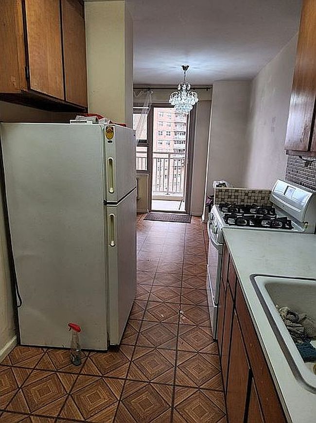 Image of 2915 W 5th St Apt 7E