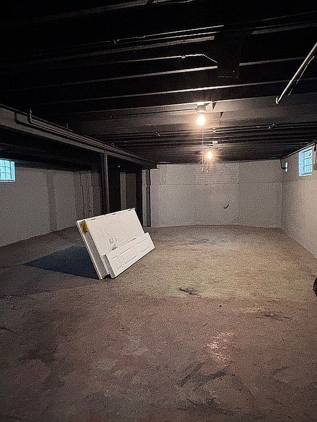 Photo of 10844 S Avenue M, Chicago, IL