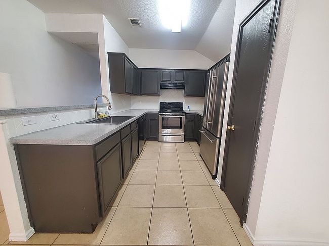 Image of 3023 San Martin Dr