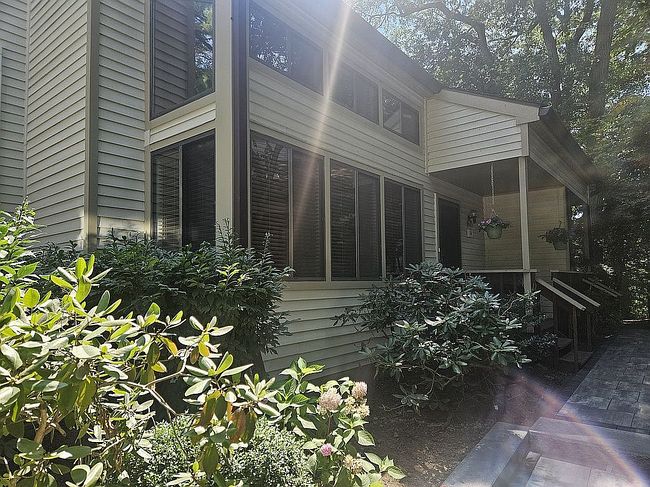 Photo of 14 Fawn Rdg, Millwood, NY