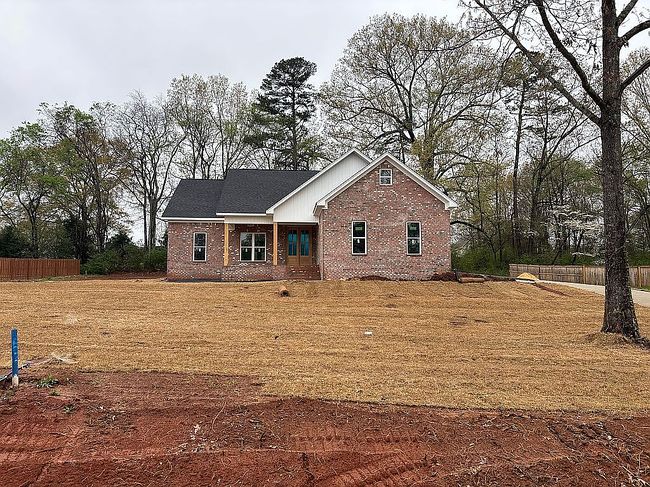 Image of 139 River Dr