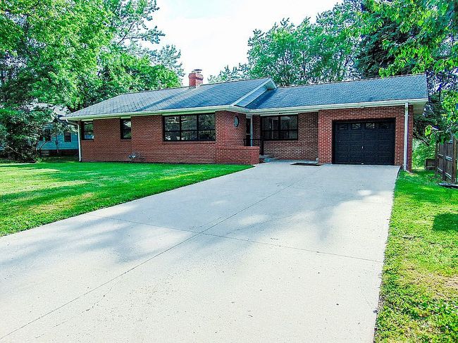 Photo of 106 S 14th St, Savannah, MO
