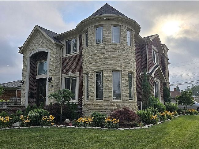 Preview of property located at 6804 Centralia St #6804