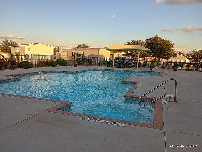 Image of 7151 Woodlake Pkwy