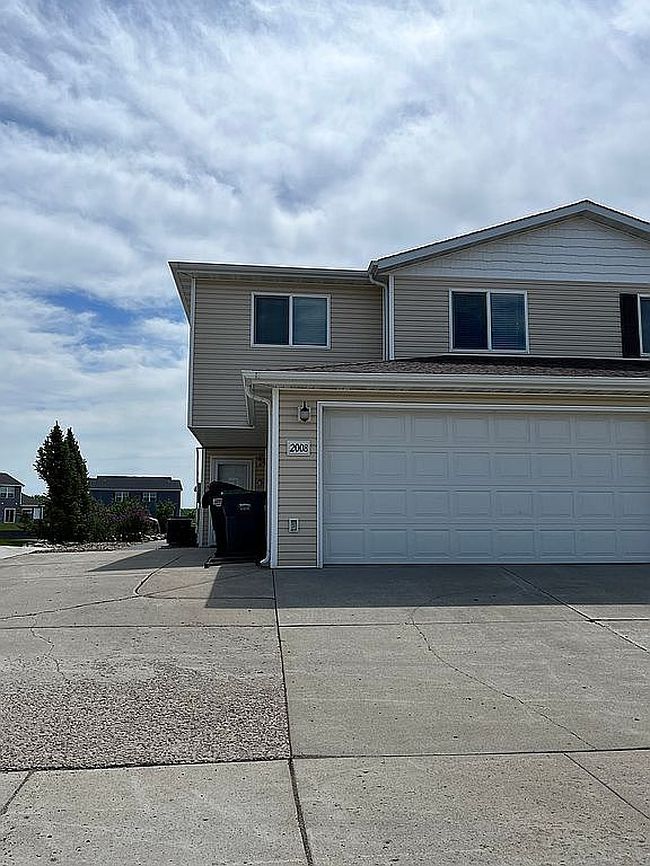 Additional photo 2 of property located at 2008 Marina Rd Se