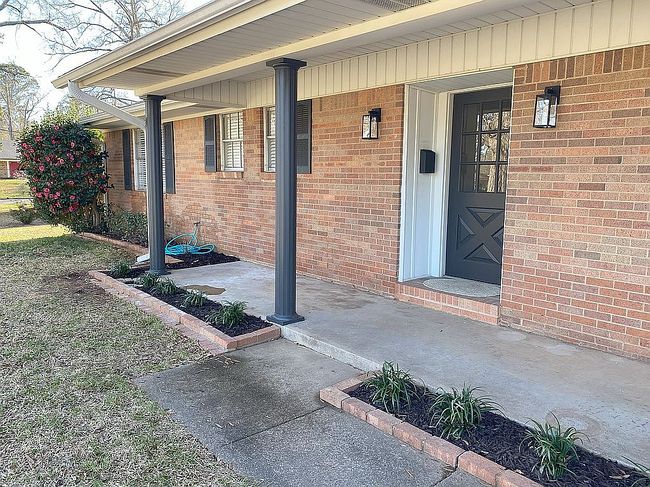 Image of 3115 Brookside Dr