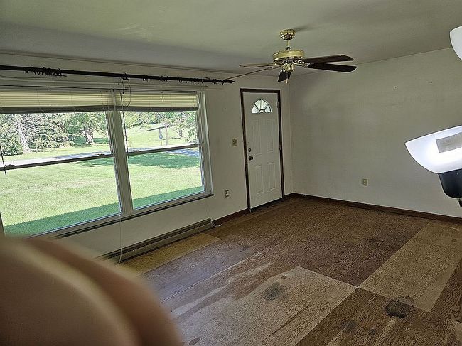 Photo of 702 S Main St, Versailles, IN