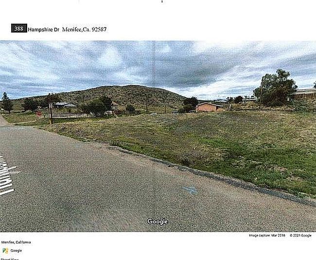 Image of 388 Hampshire Dr
