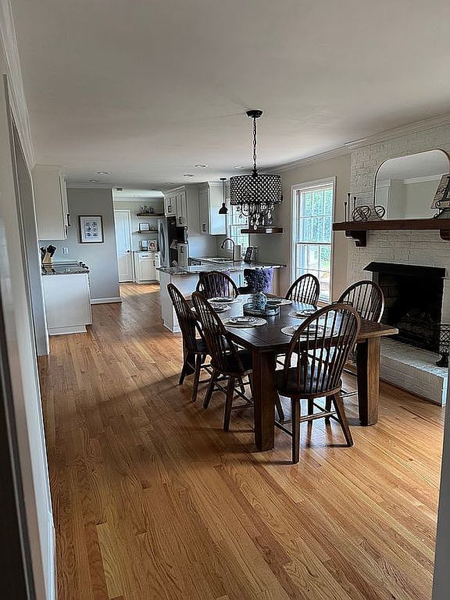 Photo of 260 Campobello Gramling School Rd, Campobello, SC