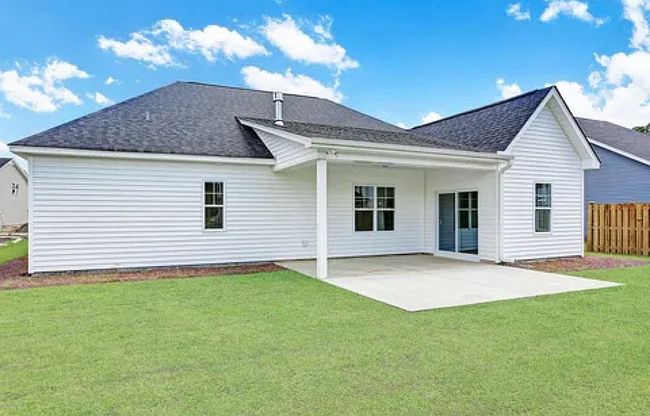 Photo of 4229 Saltworks Ln, Castle Hayne, NC