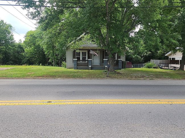Photo of 605 Buffalo Rd, Lawrenceburg, TN