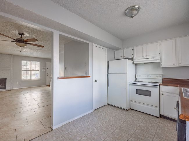 Preview of property located at 2821 Wimbledon Ct