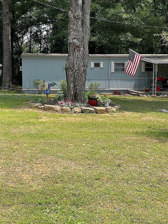 Image of 345 Cooter Neck Rd