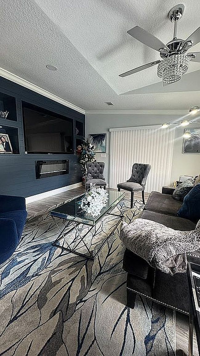 Image of 837 Royal View Cir