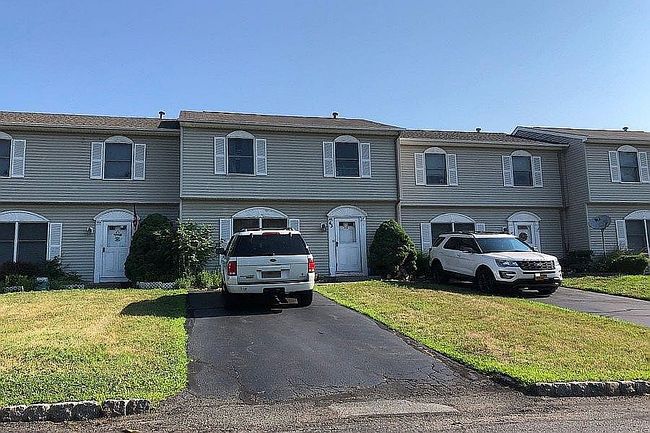 Image of 43 Komonchak Cir