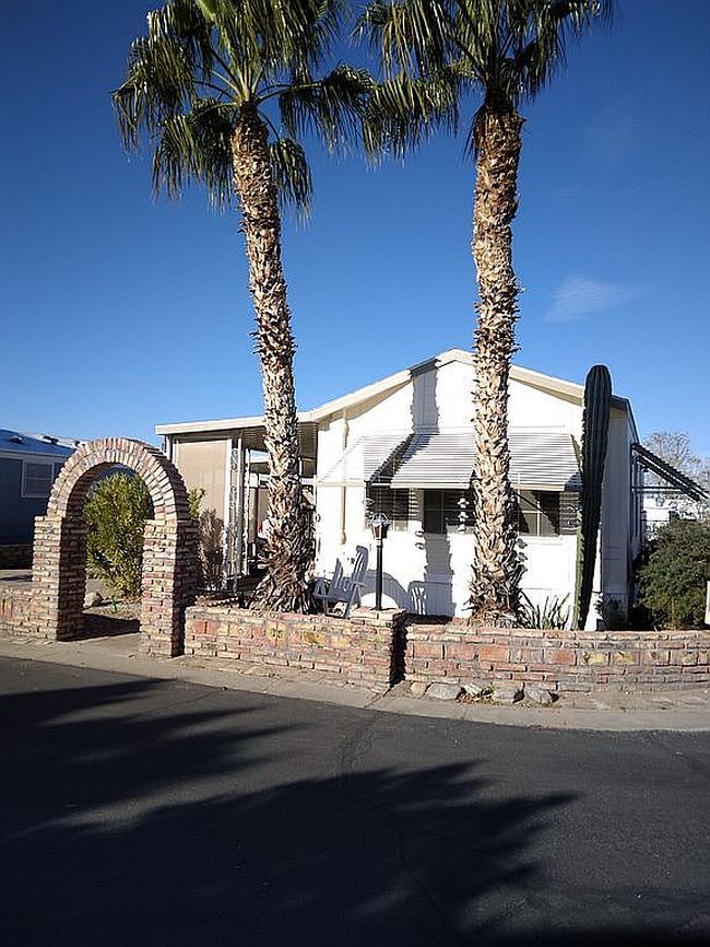 Photo of 10667 S Avenue 10 E #63, Yuma, AZ
