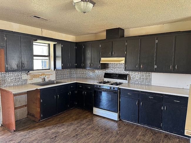 Image of 273 N Kelsey Ln